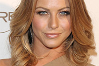 Julianne-hough-hair-color-transformation-side